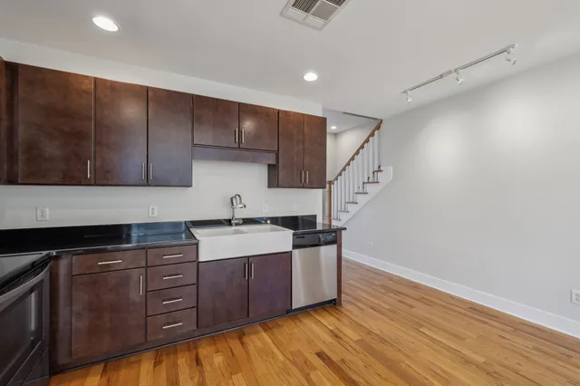 $545,000 | 508 Madison Street, Unit 5, Nashville, TN 37208