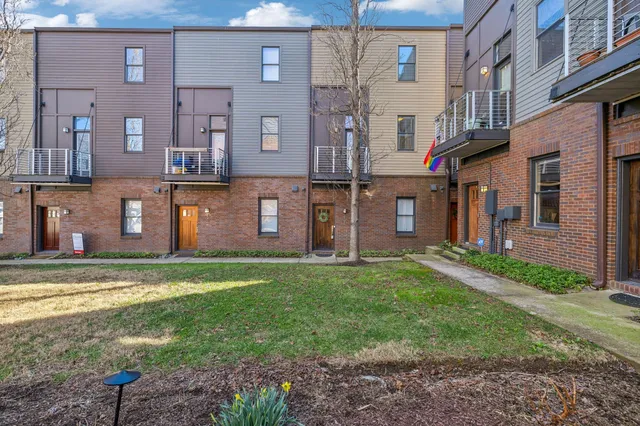 $545,000 | 508 Madison Street, Unit 5, Nashville, TN 37208