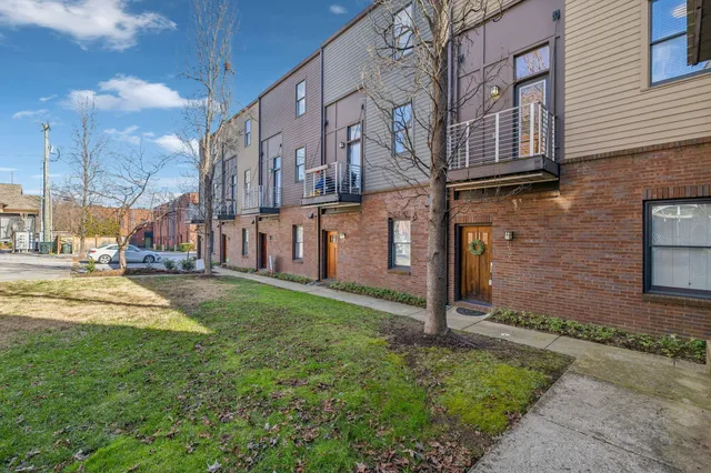 $545,000 | 508 Madison Street, Unit 5, Nashville, TN 37208