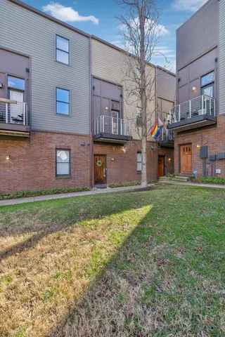 $545,000 | 508 Madison Street, Unit 5, Nashville, TN 37208