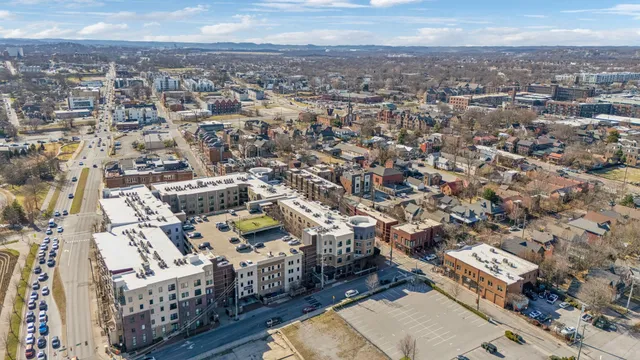 $545,000 | 508 Madison Street, Unit 5, Nashville, TN 37208