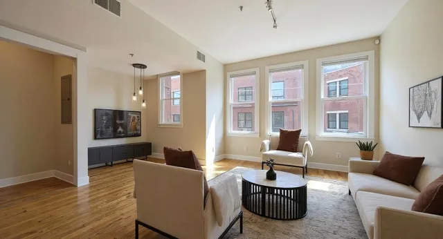 $545,000 | 508 Madison Street, Unit 5, Nashville, TN 37208