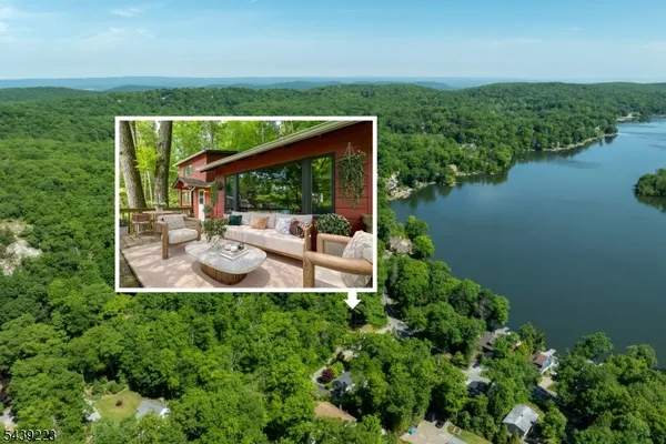 $395,000 | 2079 Lakeside Drive West, Vernon, NJ 07422