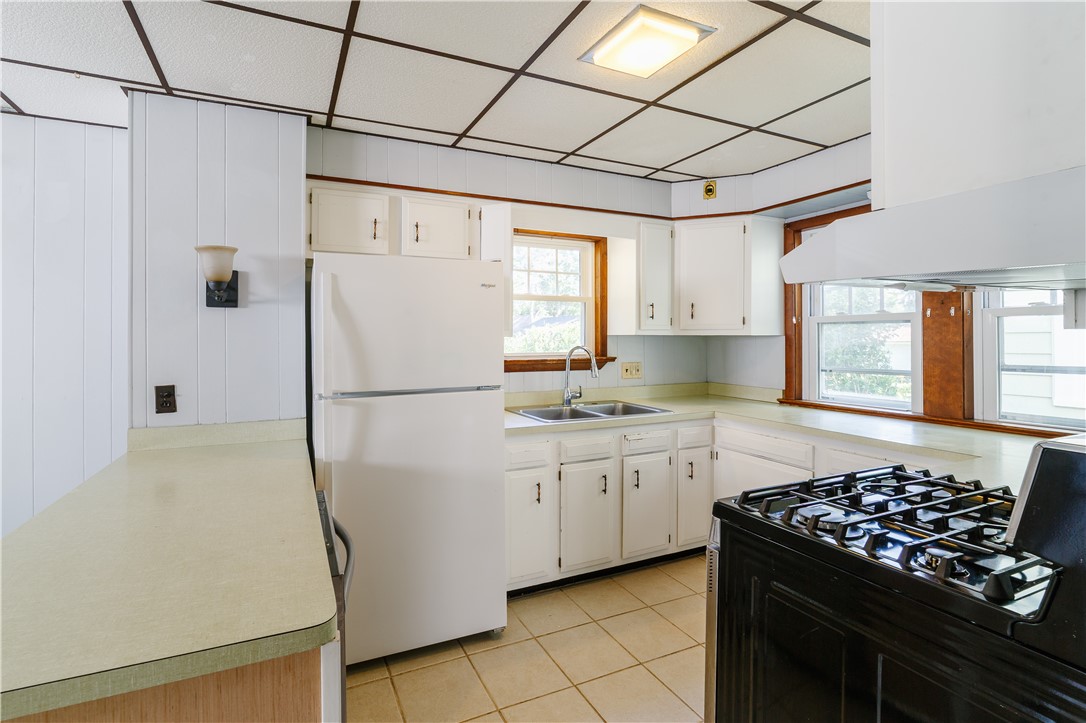 52 Indiana Street Rochester, NY 14609 - Photo 10 of 32