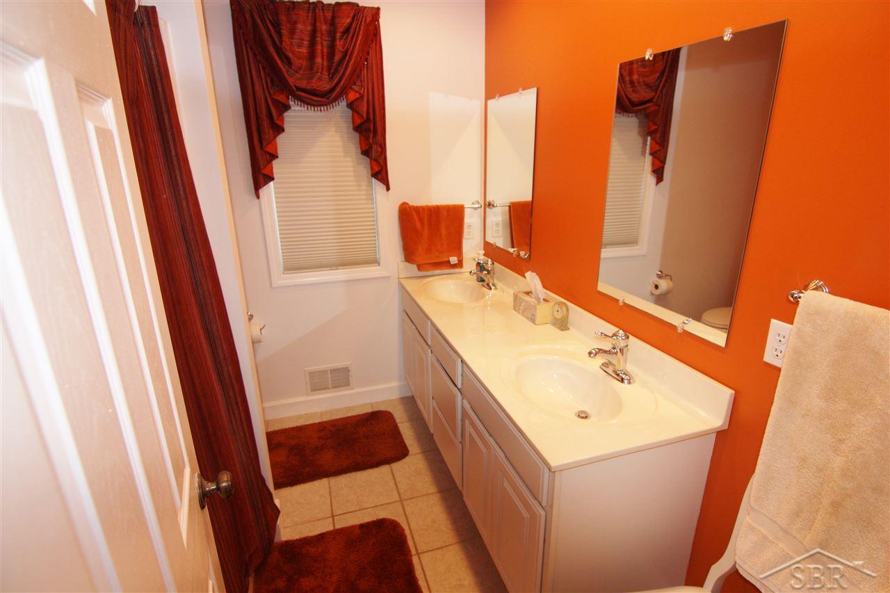 7409 East Burt Road Birch Run, MI 48415 - Photo 11 of 14 31311227-10.JPG