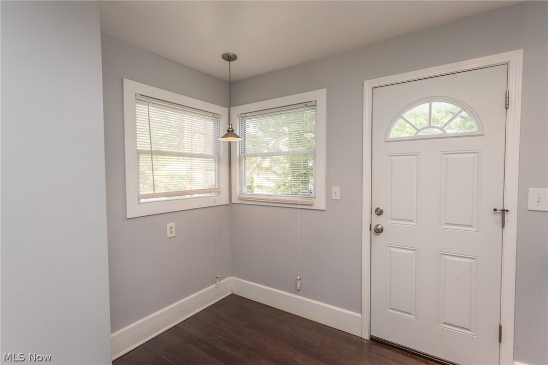 878 Clarence Road Cleveland Heights, OH 44121 - Photo 15 of 32