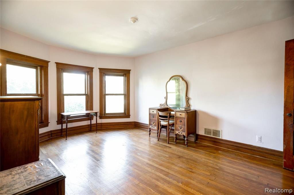 4225 Commonwealth Street Detroit, MI 48208 - Photo 19 of 34