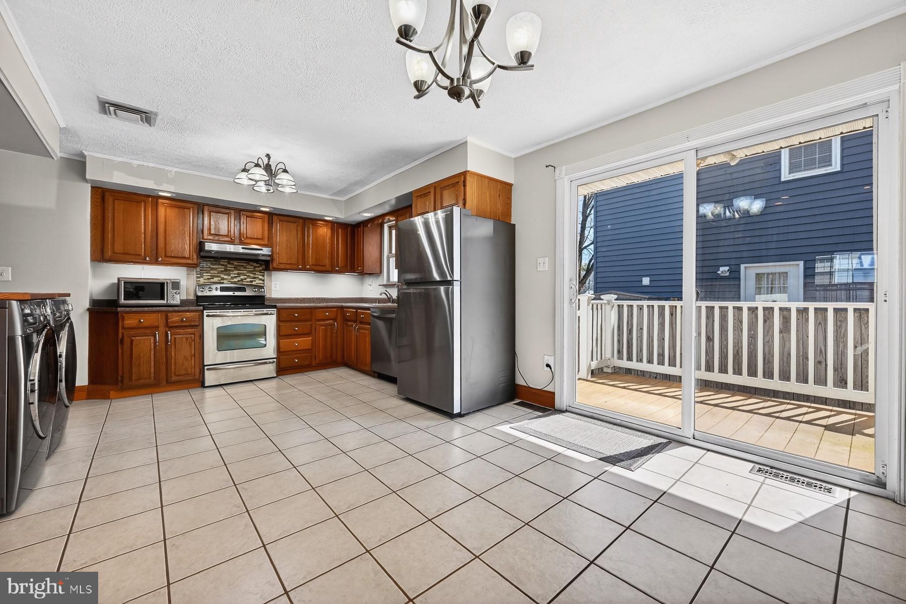 118 Elliott Place Edgewater, MD 21037 - Photo 15 of 57 Kitchen