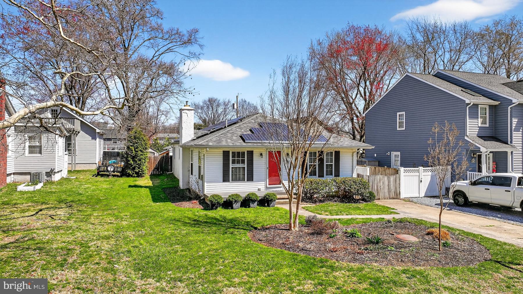 118 Elliott Place Edgewater, MD 21037 - Photo 2 of 57 Front