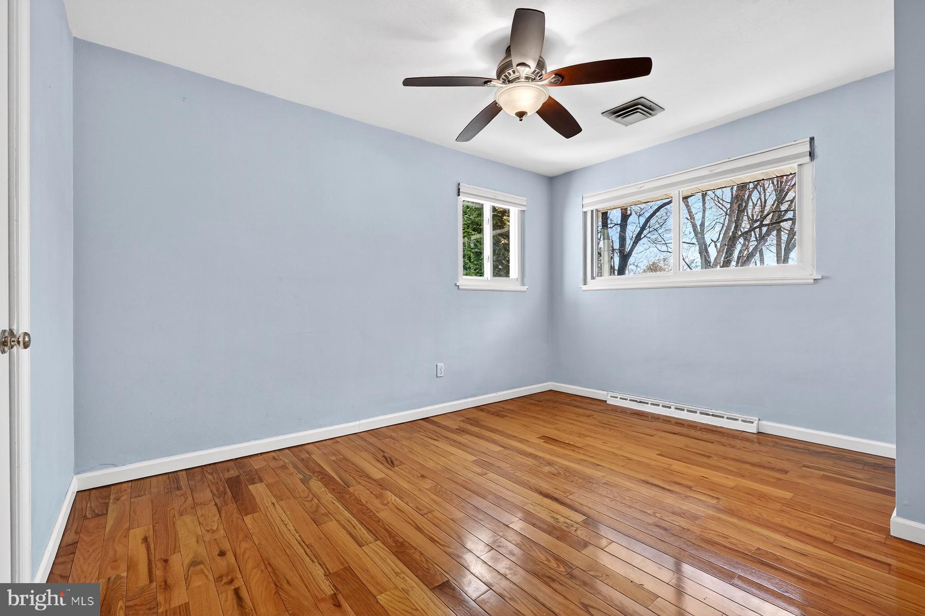 118 Elliott Place Edgewater, MD 21037 - Photo 21 of 57 Primary Bedroom