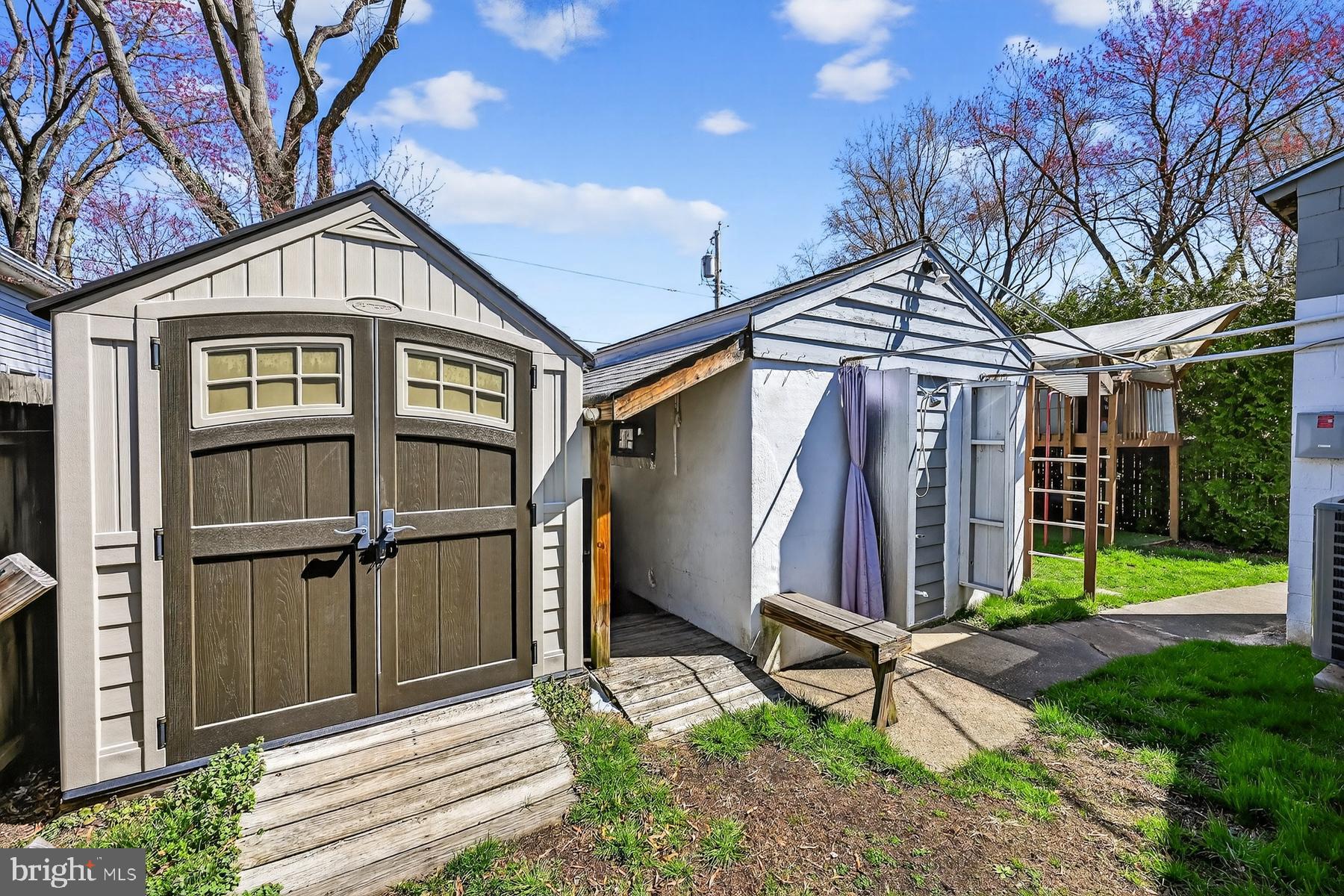 118 Elliott Place Edgewater, MD 21037 - Photo 32 of 57 Outdoor Shed/Shower