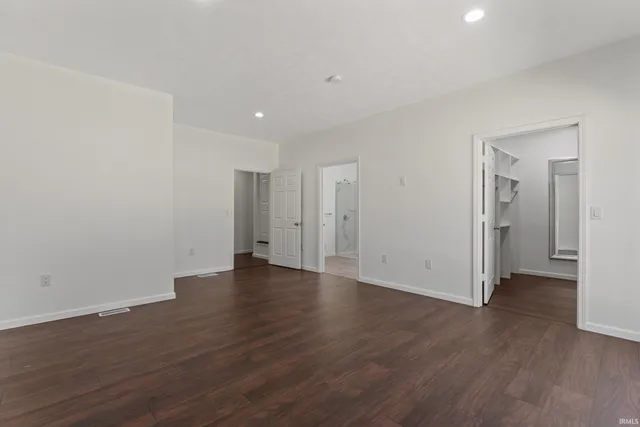 $350,000 | 57845 Crumstown Highway, South Bend, IN 46619