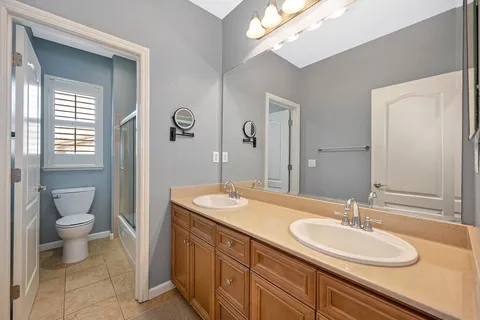 $1,050,000 | 2229 Apple Grey Lane, Rocklin, CA 95765