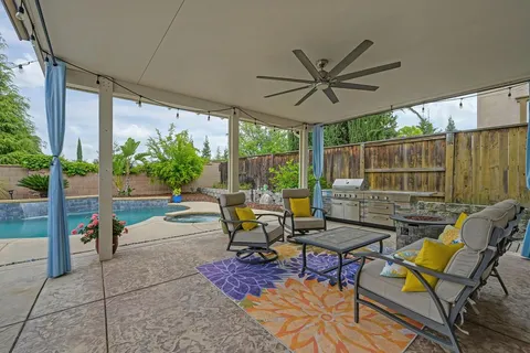 $1,050,000 | 2229 Apple Grey Lane, Rocklin, CA 95765