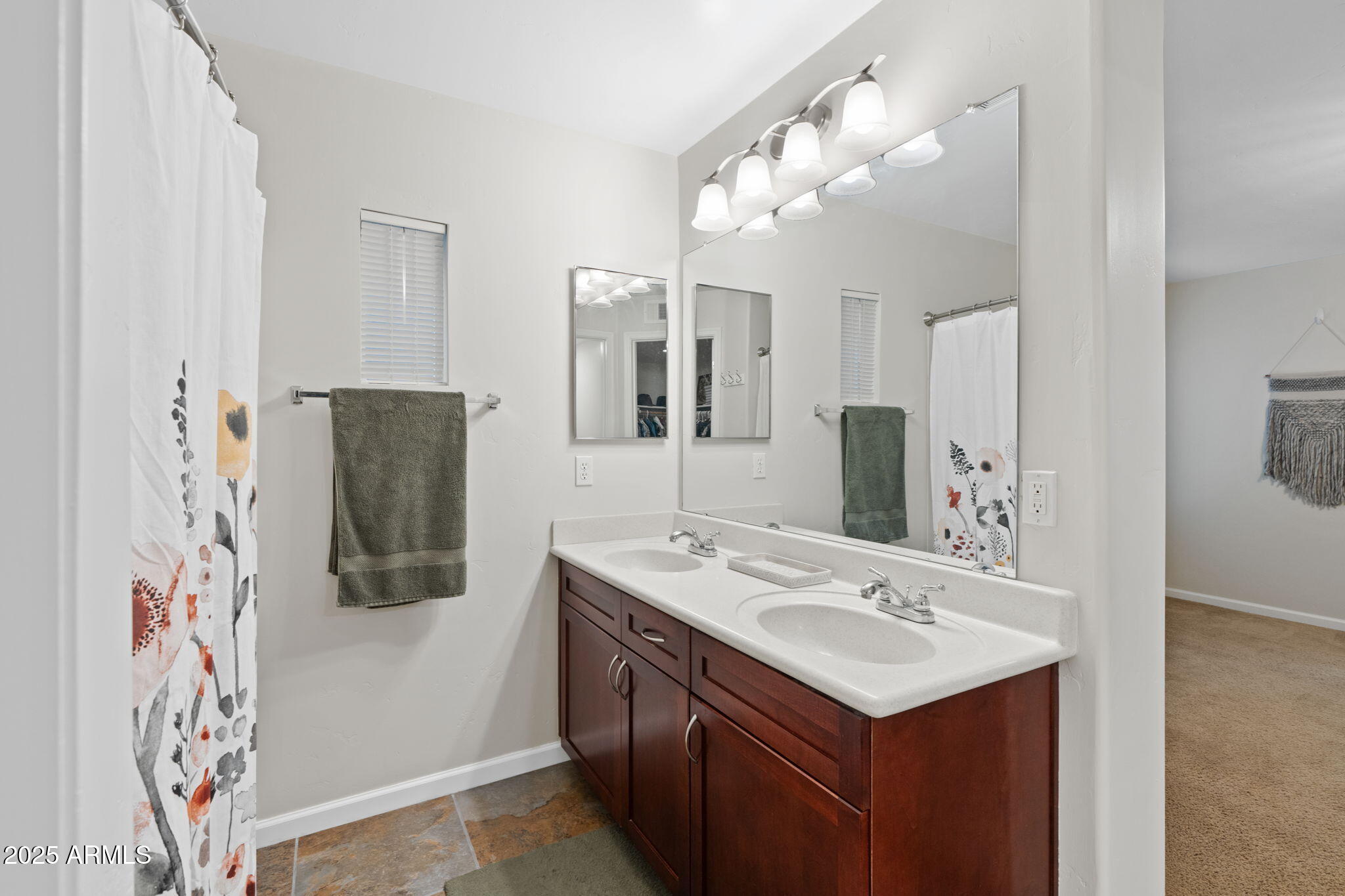 1920 East Bell Road, Unit 1034 Phoenix, AZ 85022 - Photo 16 of 34 16-web-or-mls-1902-e-bell-rd