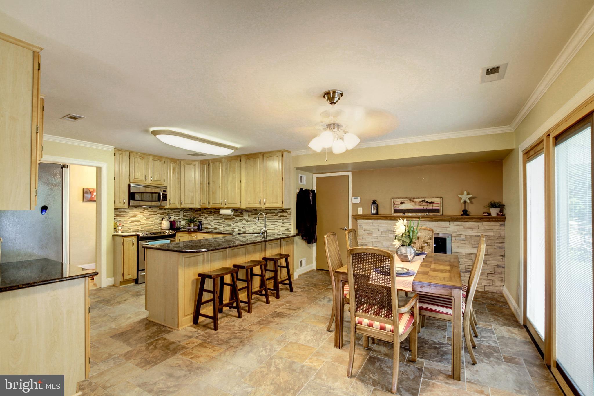 15707 Bond Mill Road Laurel, MD 20707 - Photo 9 of 48 Dining Room Kitchen Area