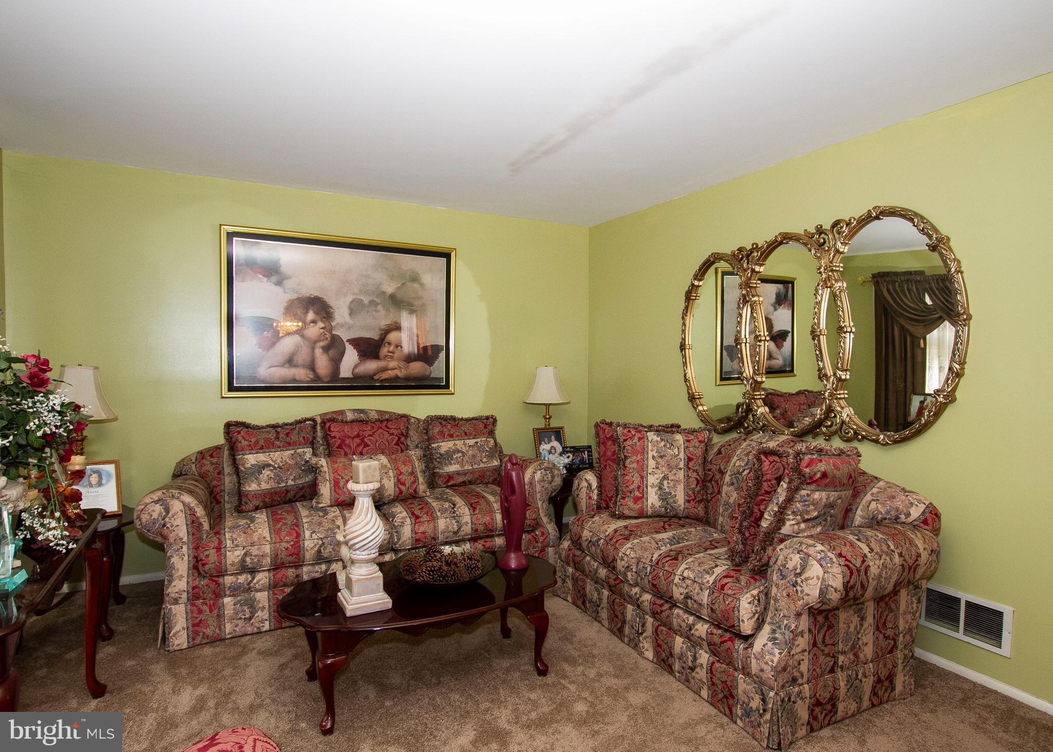 1011 Smoke Tree Road Baltimore, MD 21208 - Photo 3 of 22 Gallery Image 3