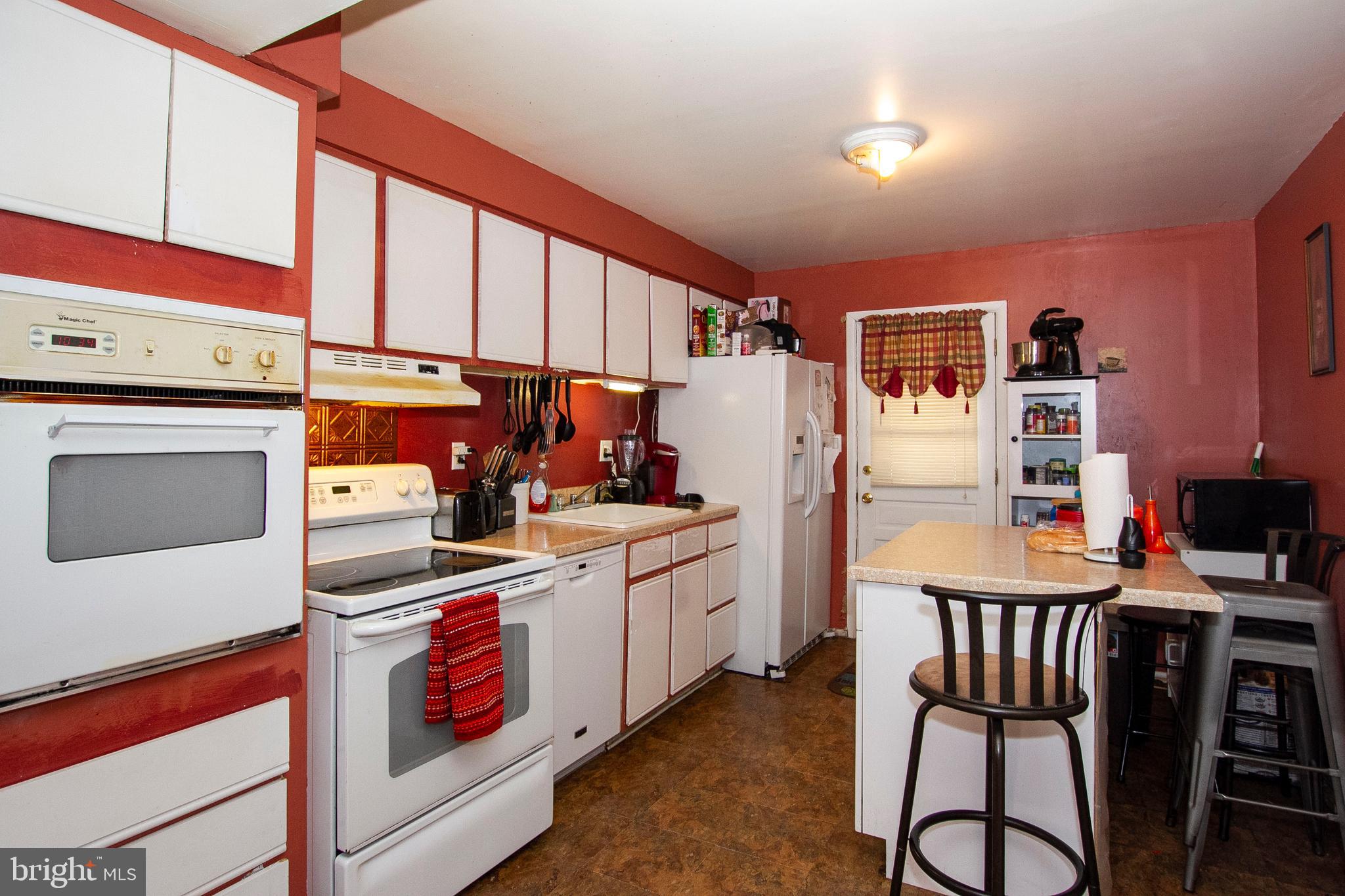 1011 Smoke Tree Road Baltimore, MD 21208 - Photo 9 of 22 Gallery Image 9