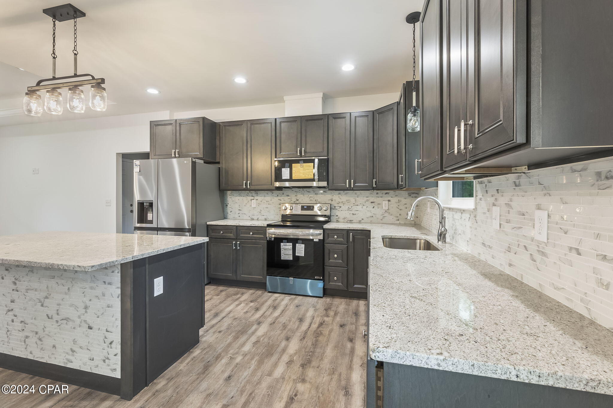 4812 Derby Drive Chipley, FL 32428 - Photo 4 of 92