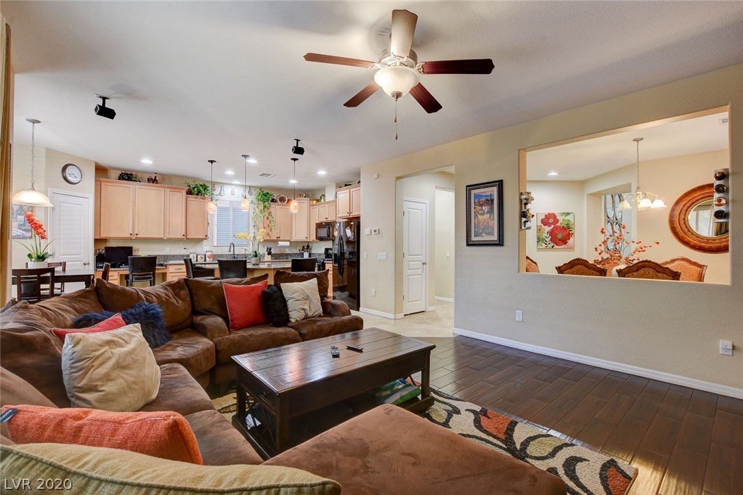 7055 Florido Road Las Vegas, NV 89178 - Photo 11 of 42 Gallery Image 11