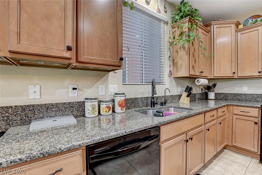 7055 Florido Road Las Vegas, NV 89178 - Photo 15 of 42 Gallery Image 15