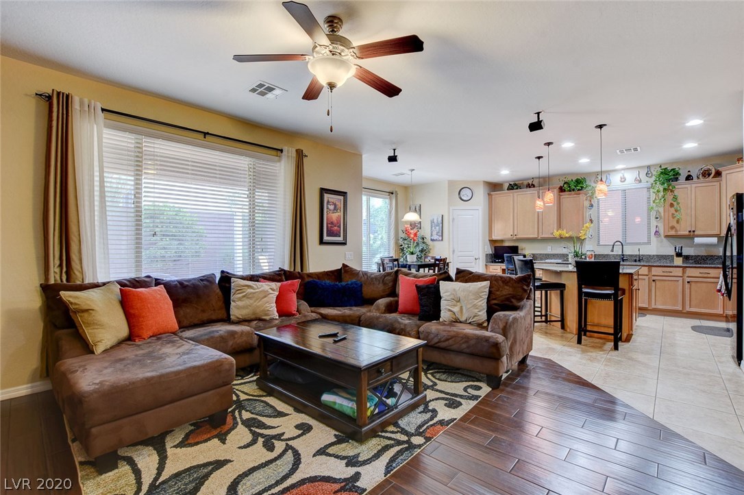7055 Florido Road Las Vegas, NV 89178 - Photo 10 of 42 Gallery Image 10