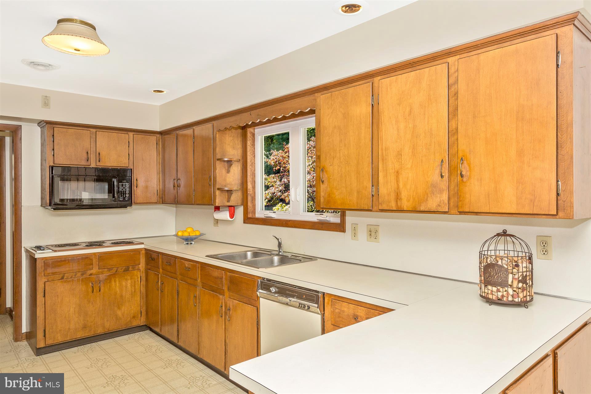 7200 Kehne Road Frederick, MD 21702 - Photo 14 of 30 Kitchen