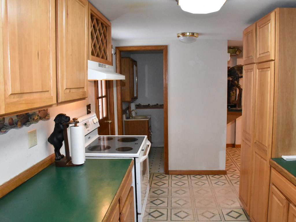 682 Hadley Road Greenville, PA 16125 - Photo 13 of 26 Gallery Image 13