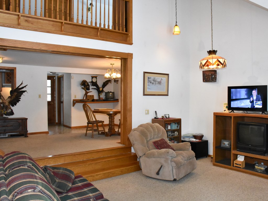 682 Hadley Road Greenville, PA 16125 - Photo 5 of 26 Gallery Image 5