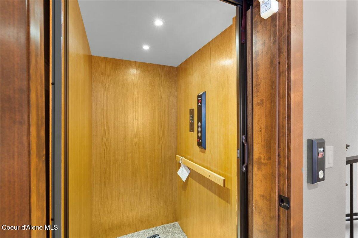4577 Greenchain Loop, Unit 1 Coeur D'Alene, ID 83814 - Photo 16 of 53 16-Elevator