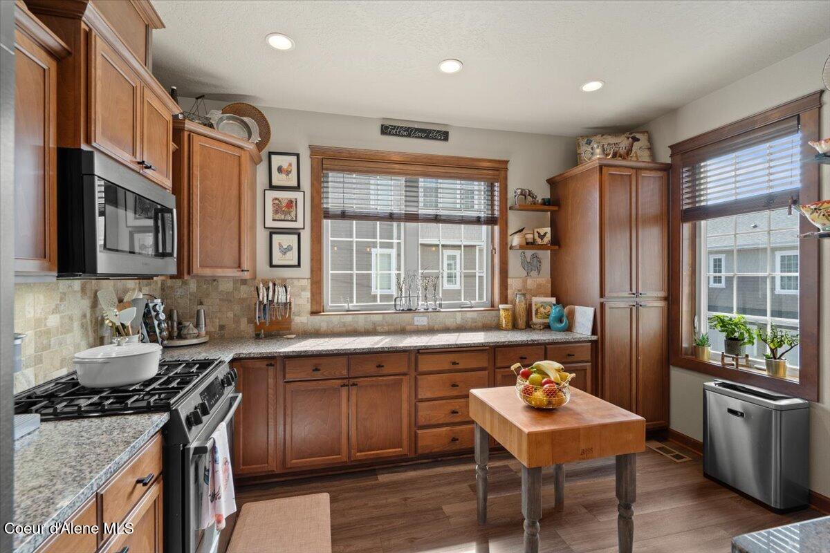 4577 Greenchain Loop, Unit 1 Coeur D'Alene, ID 83814 - Photo 26 of 53 26-Kitchen