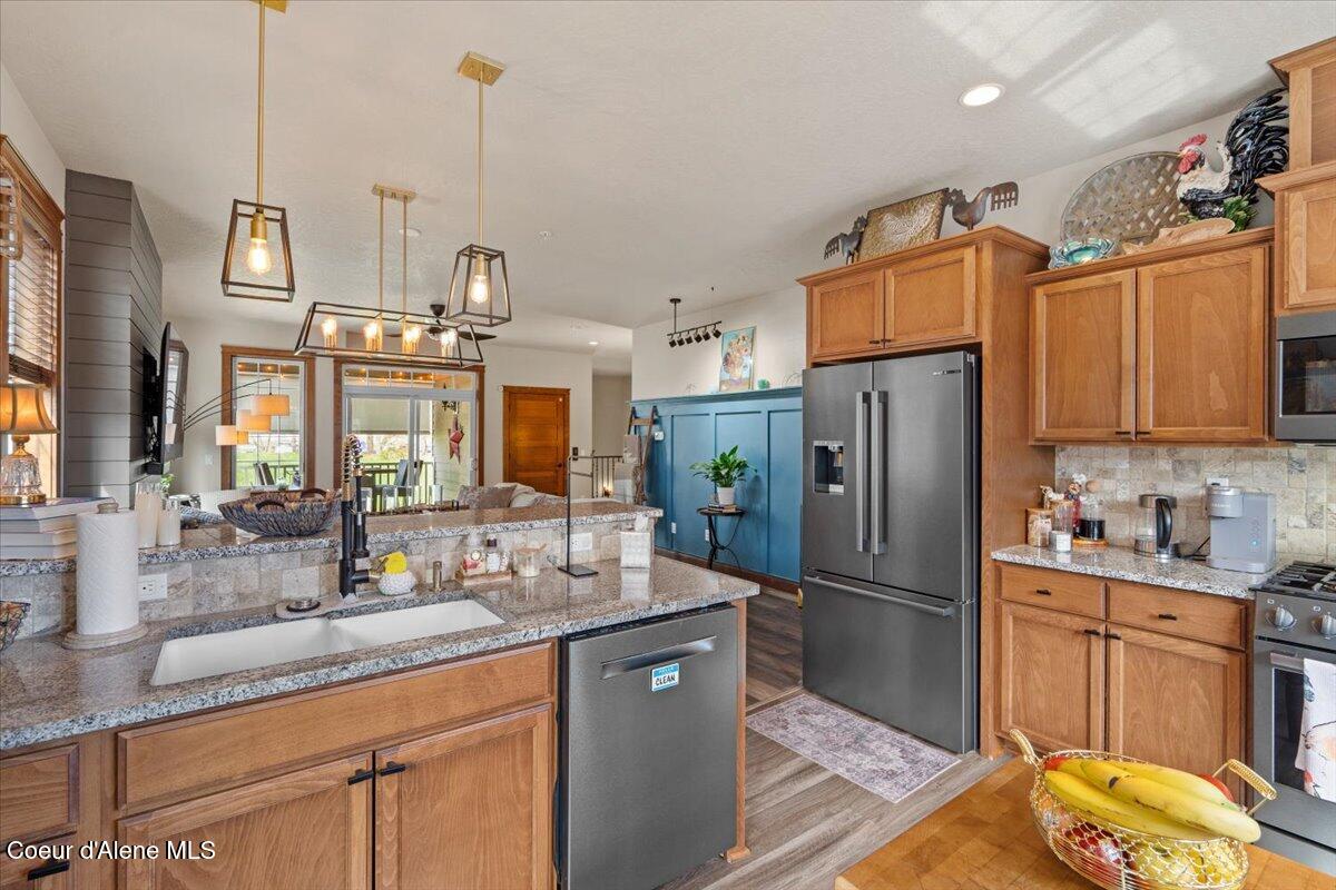 4577 Greenchain Loop, Unit 1 Coeur D'Alene, ID 83814 - Photo 27 of 53 27-Kitchen
