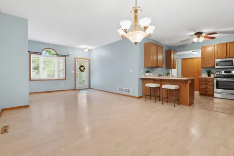$260,000 | 1226 Crystal Place East, Chaska, MN 55318