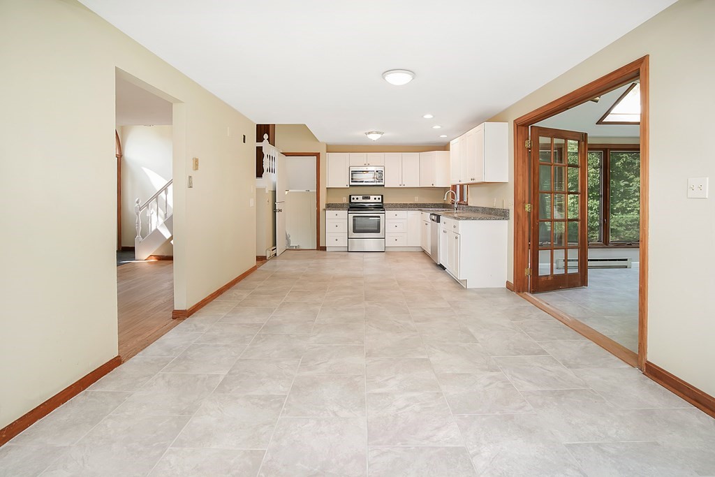 54 Davis Road Southwick, MA 01077 - Photo 6 of 30 Gallery Image 6
