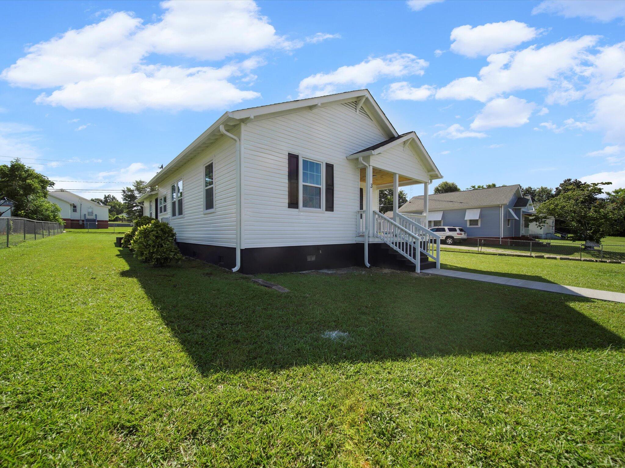 3 Maple Street Great Falls, SC 29055 - Photo 3 of 36 30-DCE01760
