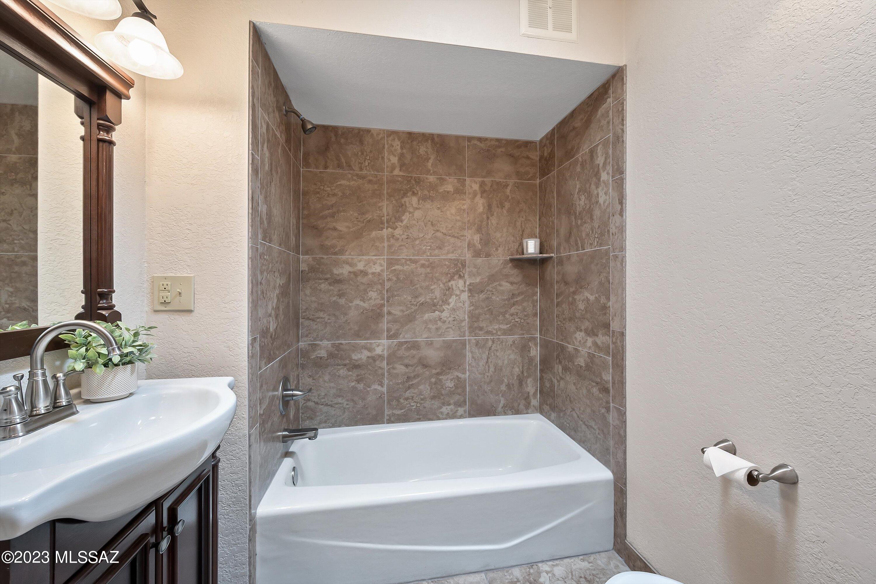 10555 East Fort Lowell Road Tucson, AZ 85749 - Photo 27 of 50 Gallery Image 27