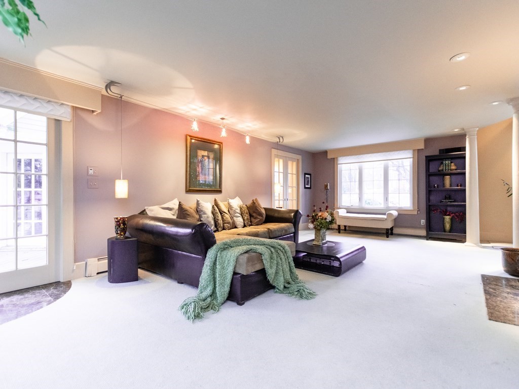 42 Holt Road Holden, MA 01520 - Photo 15 of 41 Gallery Image 15