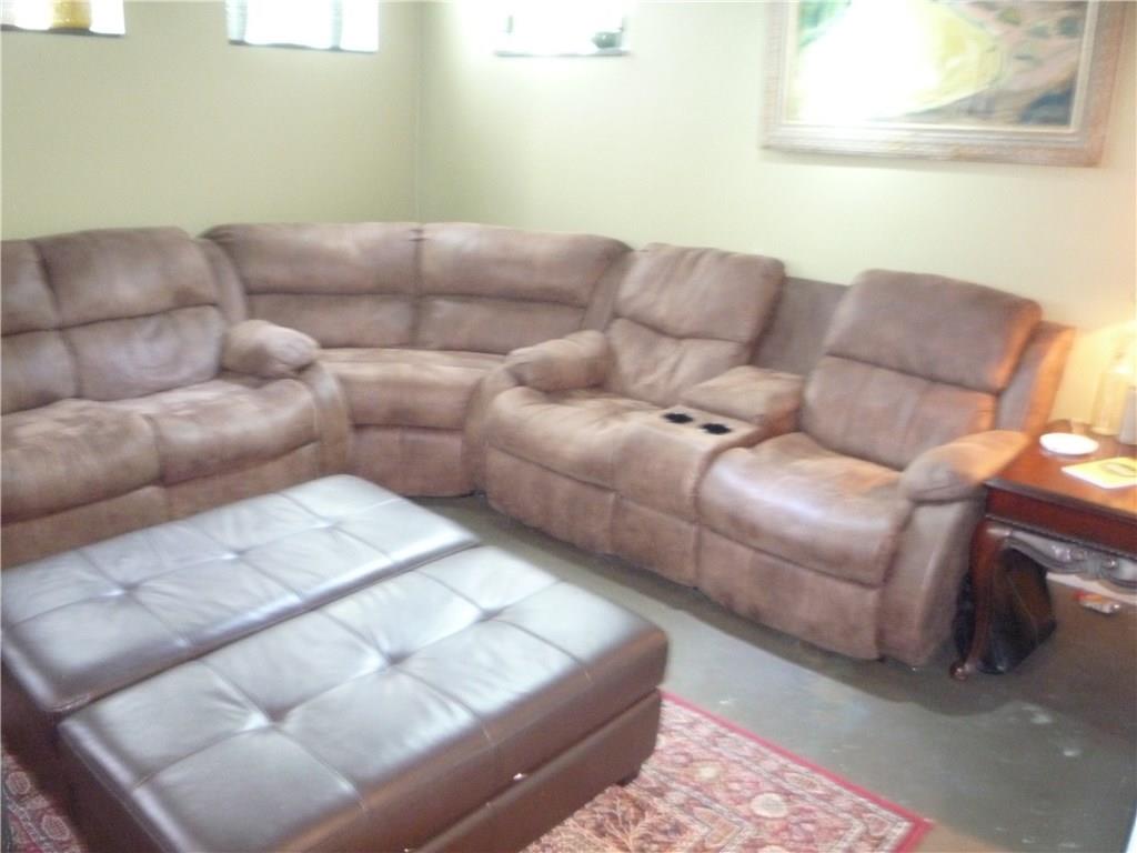 3350 Middletown Road Sheraden, PA 15204 - Photo 18 of 24 Gallery Image 18