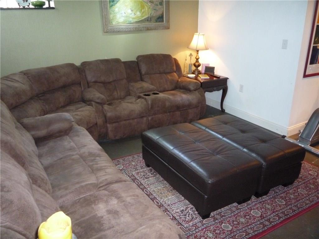 3350 Middletown Road Sheraden, PA 15204 - Photo 19 of 24 Gallery Image 19