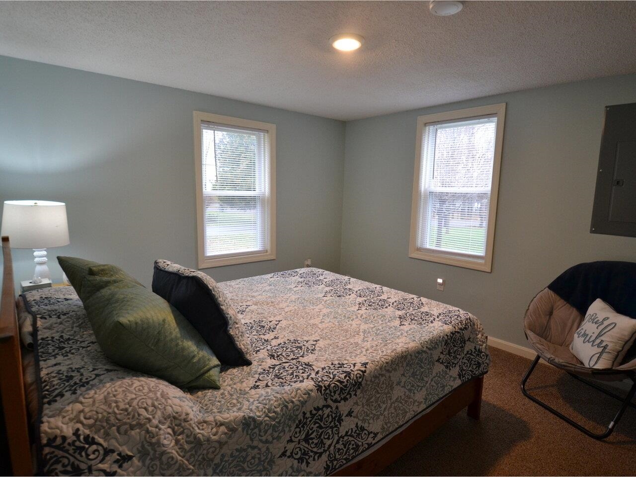 588 Mills Point Road Colchester, VT 05446 - Photo 6 of 32 Gallery Image 6