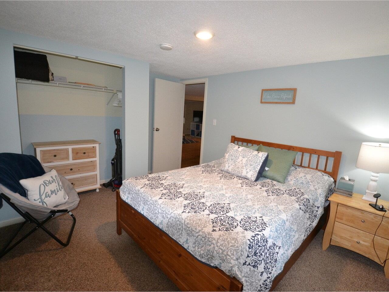 588 Mills Point Road Colchester, VT 05446 - Photo 7 of 32 Gallery Image 7