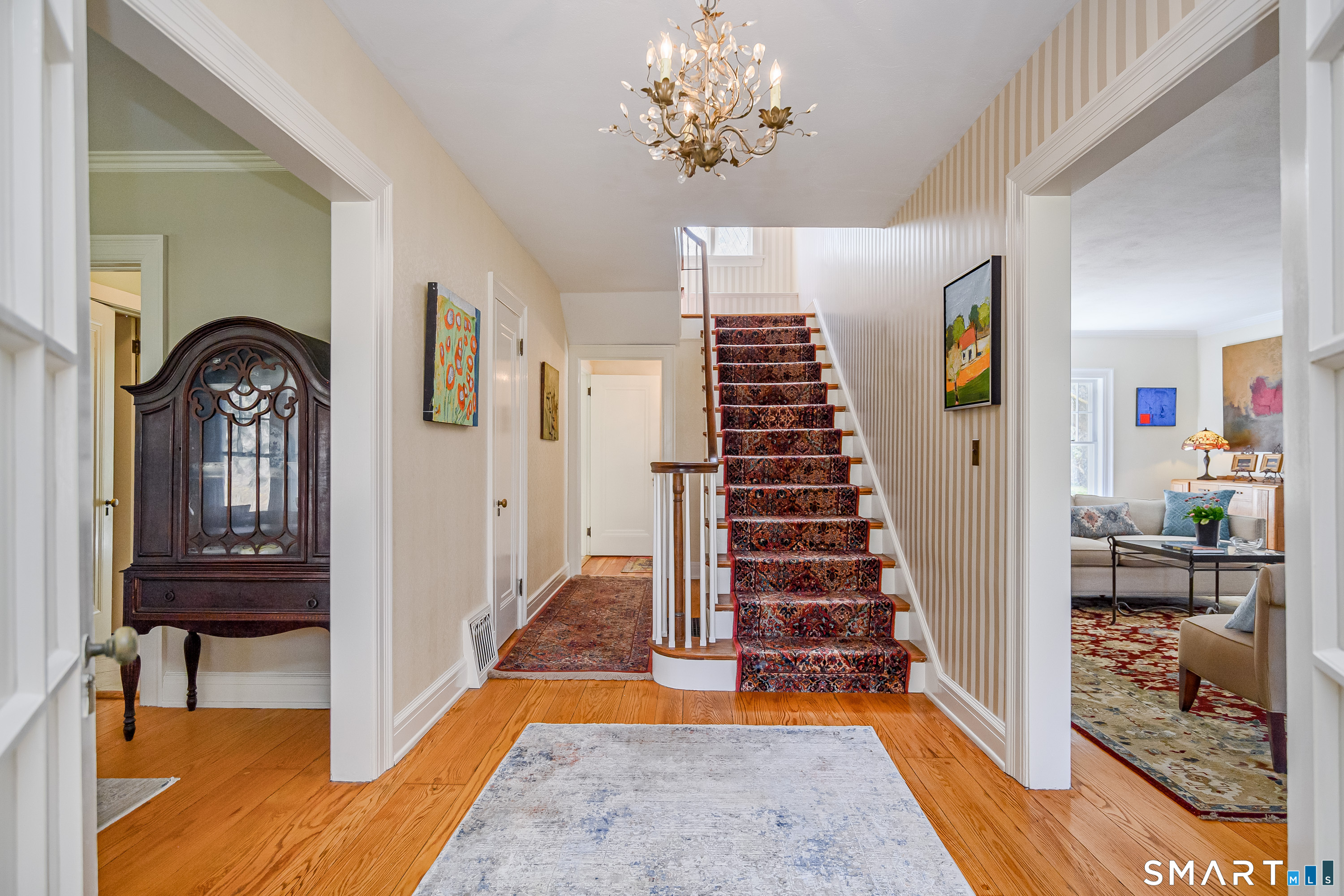9 Tory Lane Newtown, CT 06470 - Photo 5 of 40
