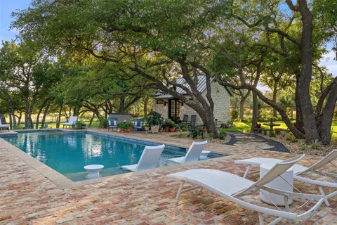 $2,500,000 | 599 Dario Drive, Dripping Springs, TX 78620