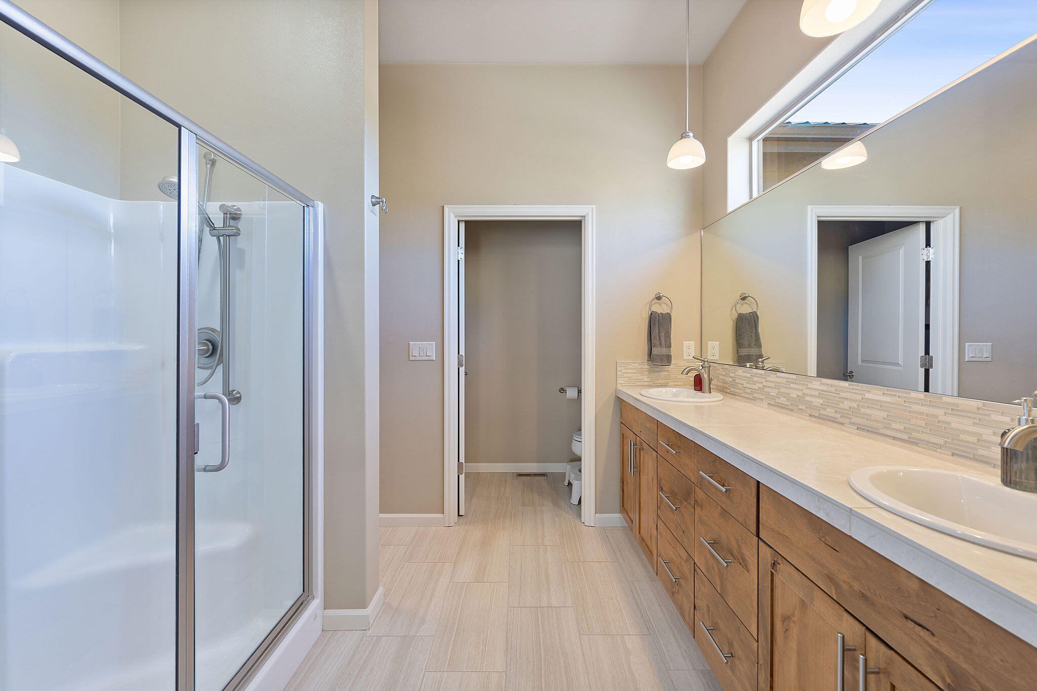 2273 Northeast Valley View Madras, OR 97741 - Photo 12 of 30