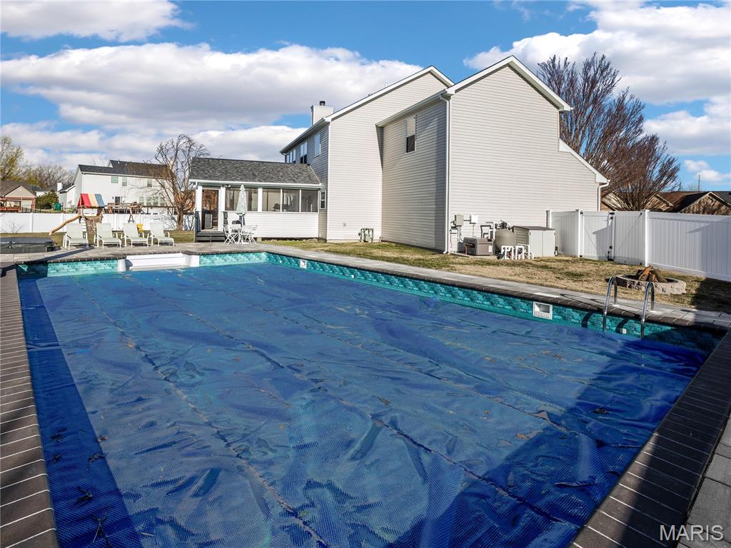 909 Coreopsis Court O'Fallon, IL 62269 - Photo 9 of 17