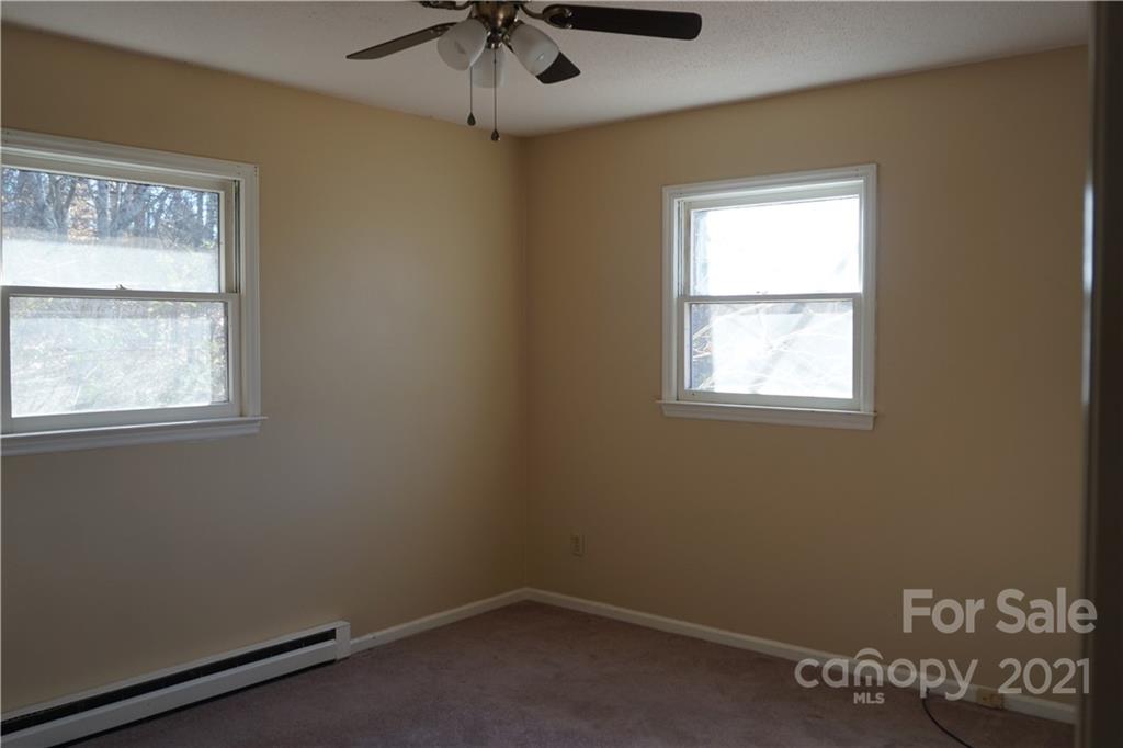 821 Crestridge Road Statesville, NC 28677 - Photo 9 of 25 Gallery Image 9