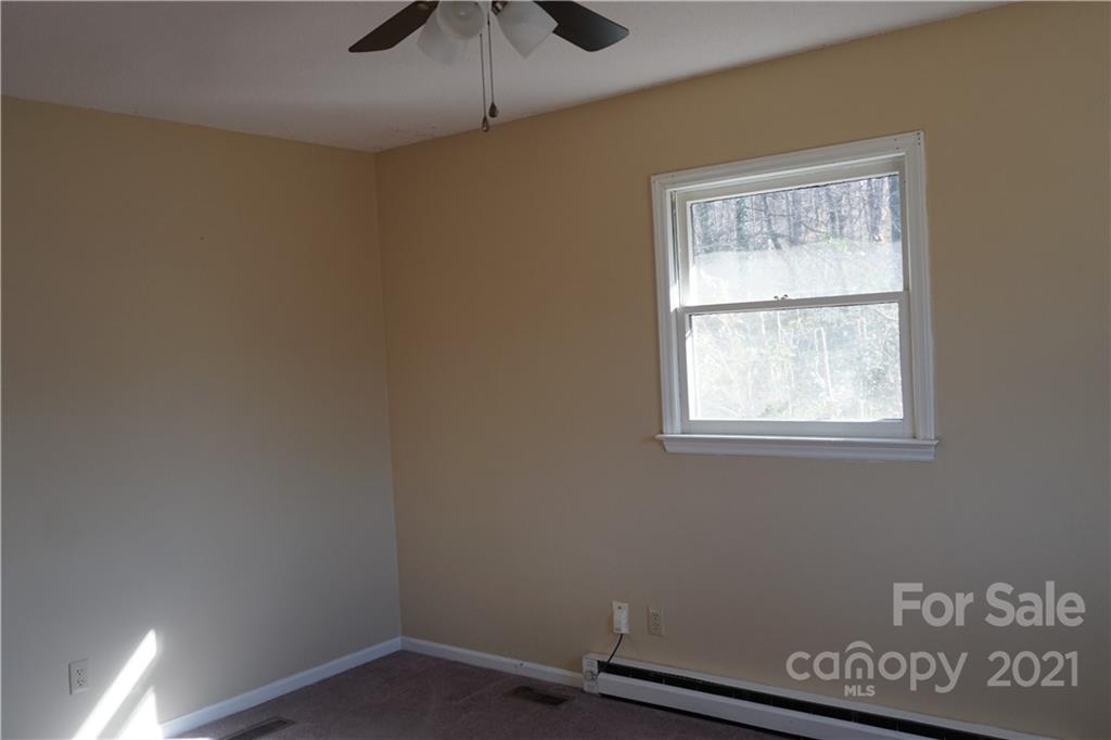 821 Crestridge Road Statesville, NC 28677 - Photo 10 of 25 Gallery Image 10