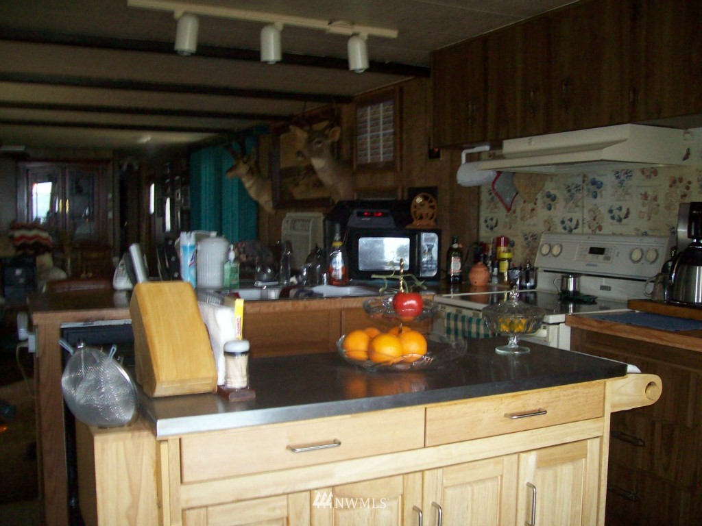 8661 Robbins Road Ellensburg, WA 98926 - Photo 5 of 10 Gallery Image 5