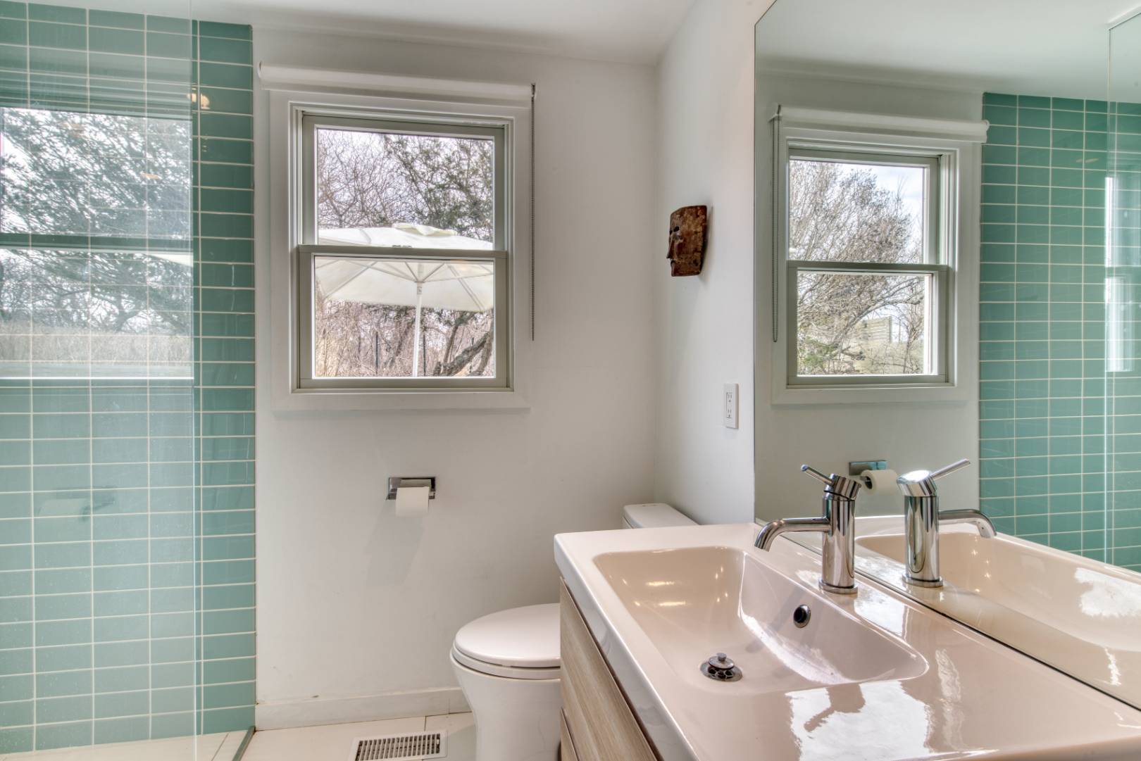 33 Caswell Road Montauk, NY 11954 - Photo 6 of 18