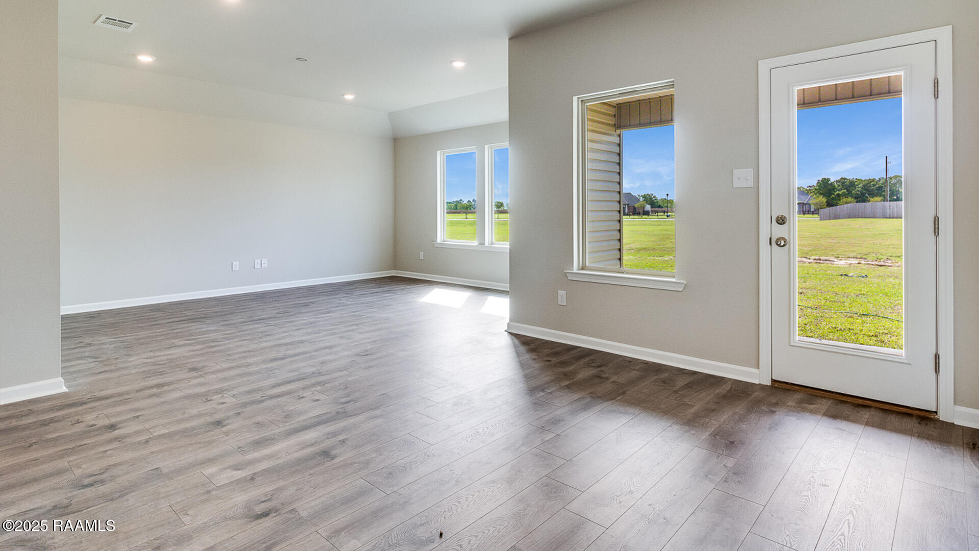 104 Reid Drive Sunset, LA 70584 - Photo 3 of 13 X40D Denton AL White - 1805 Highland Dr